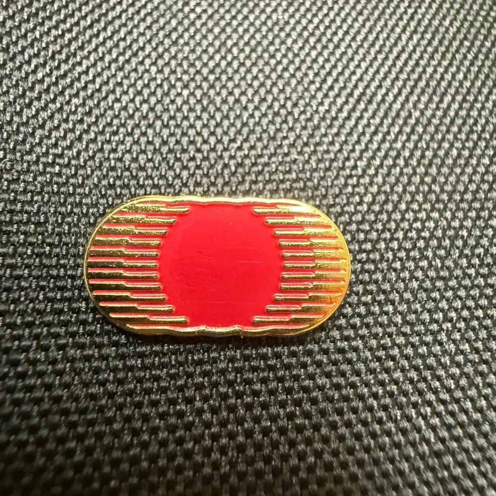 Pink and Gold Oval Enamel Lapel‎ Pin Retro Sunburst Geometric Hat Pin Accessory